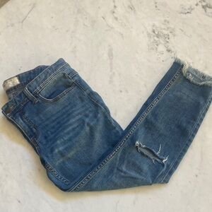 Free People Distressed Blue Jeans Size 28